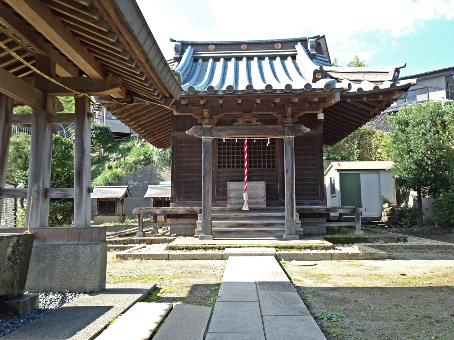 神明神社